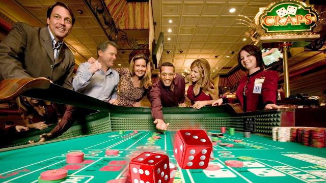 How to Throw Dice in Craps