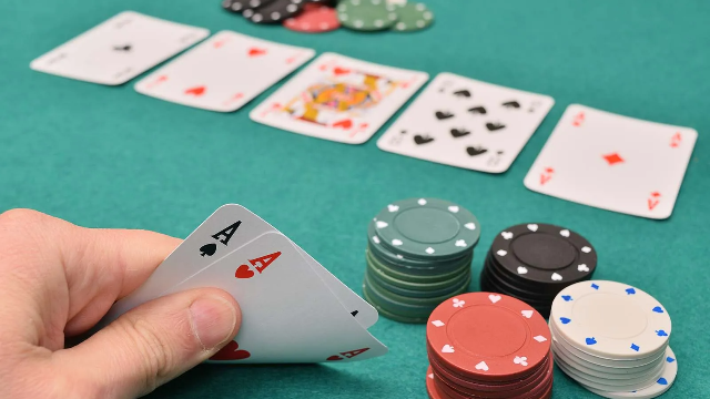 Why Texas Hold’Em is Everyone Favorite Casino Game